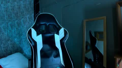 Mike 0233 online show from March 12, 7:13 am