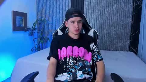 Mike 0233 online show from October 17, 5:54 am