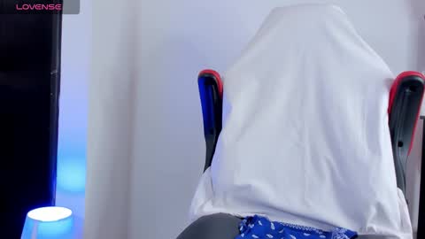 Mike Tylor online show from December 4, 5:10 pm