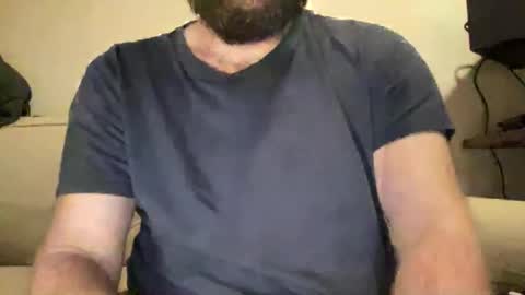 Snapshot of mike_berlin1 chatting on December 8, 11:19 pm MIke online show from December 8, 11:19 pm