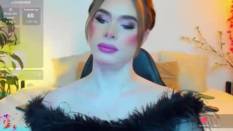 Snapshot of mike_blossom chatting on May 4, 2:24 pm Henry Price online show from May 4, 2:24 pm
