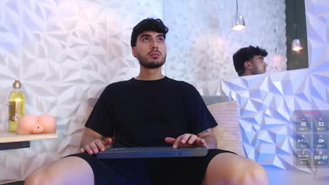 Mike online show from February 28, 7:03 pm