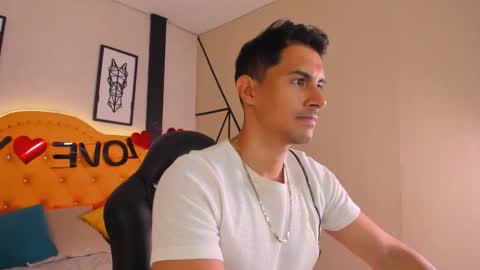 Mike online show from February 17, 1:35 am