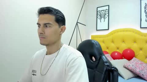 Mike online show from February 20, 1:57 am