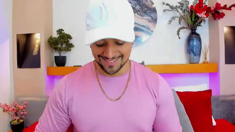   online show from February 19, 10:31 pm