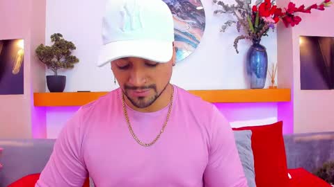   online show from February 20, 4:50 am