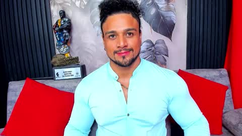   online show from March 6, 5:15 am