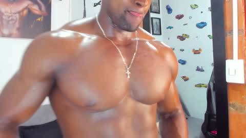 Snapshot of mike_kilian1 chatting on December 16, 11:07 pm mike kilian1 online show from December 16, 11:07 pm