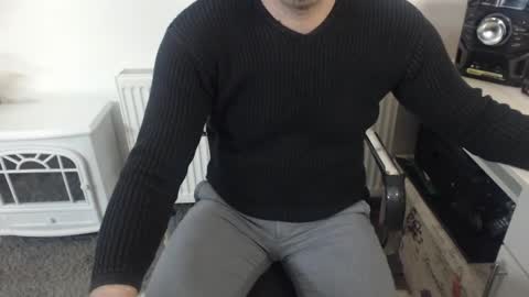 Snapshot of mike_master30 chatting on February 10, 7:26 am MikeMaster online show from February 10, 7:26 am