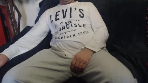 Snapshot of mike_master30 chatting on February 21, 9:24 am MikeMaster online show from February 21, 9:24 am