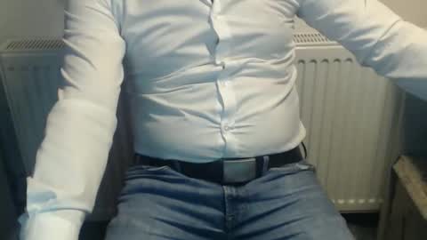 Snapshot of mike_master30 chatting on April 9, 11:37 am MikeMaster online show from April 9, 11:37 am