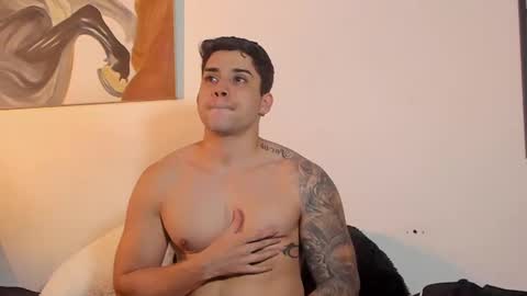 Snapshot of mike_montoya chatting on February 12, 5:15 am Mike Montoya online show from February 12, 5:15 am