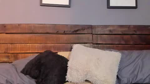 Snapshot of mike_montoya chatting on January 8, 2:47 am Mike Montoya online show from January 8, 2:47 am