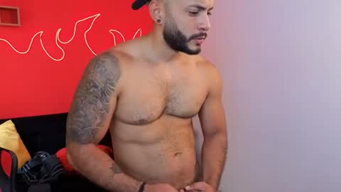 Snapshot of mike_savage3 chatting on June 3, 2:33 pm Mike online show from June 3, 2:33 pm