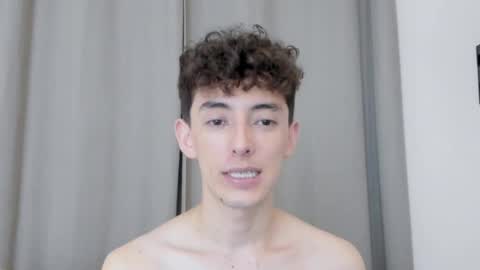 Snapshot of mikebelf4 chatting on October 30, 5:42 am Mikebelf4 online show from October 30, 5:42 am