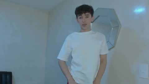 Snapshot of mikebelf4 chatting on November 23, 2:11 am Mikebelf4 online show from November 23, 2:11 am