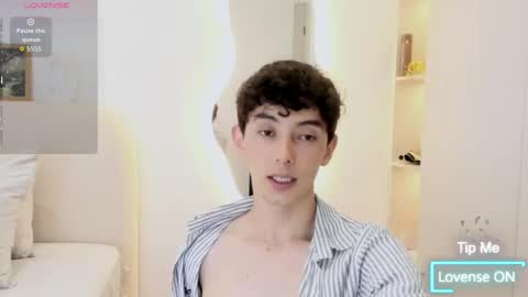 Mikebelf4 online show from April 21, 6:12 pm