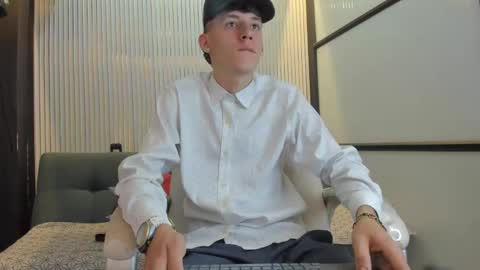 Mike Beneflexk online show from May 8, 12:43 pm