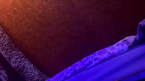 Snapshot of mikeblair5081 chatting on December 13, 8:04 pm mikeblair5081 online show from December 13, 8:04 pm