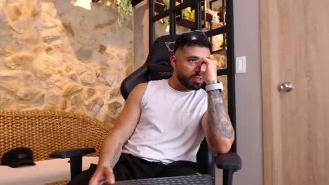 Mike Blare online show from January 18, 10:17 pm