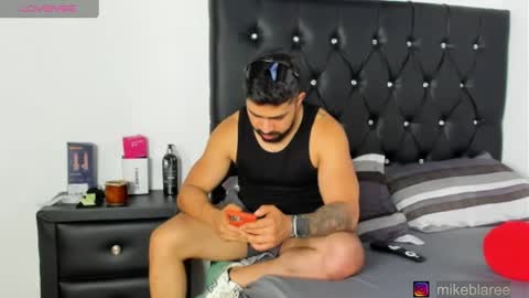 mikeblaree online show from April 18, 6:45 pm