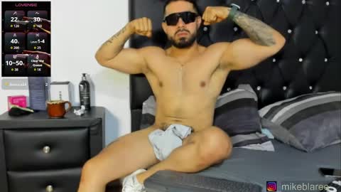 mikeblaree online show from April 21, 12:01 am