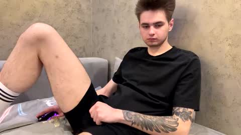 Former online show from January 12, 7:46 am