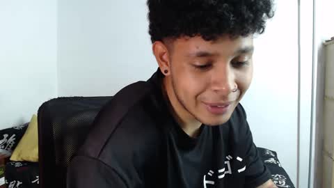 Snapshot of mikedick_420 chatting on February 15, 2:58 am mikedick_420 online show from February 15, 2:58 am