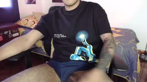 Snapshot of mikedick_420 chatting on March 11, 4:07 pm mikedick_420 online show from March 11, 4:07 pm