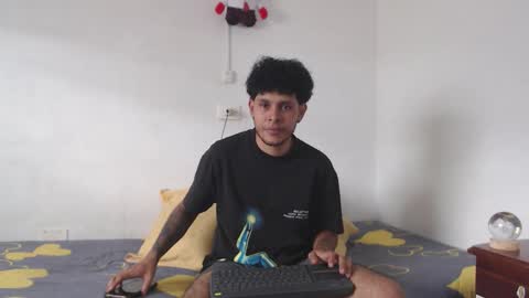 Snapshot of mikedick_420 chatting on March 10, 6:46 pm mikedick_420 online show from March 10, 6:46 pm