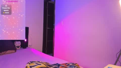 ZARA BLARE online show from April 24, 8:33 pm