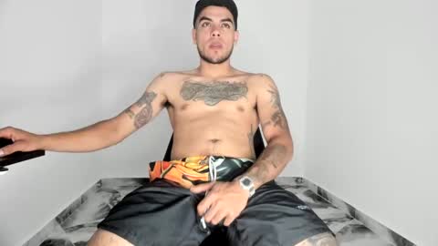 mikee_scooth online show from November 16, 3:17 pm