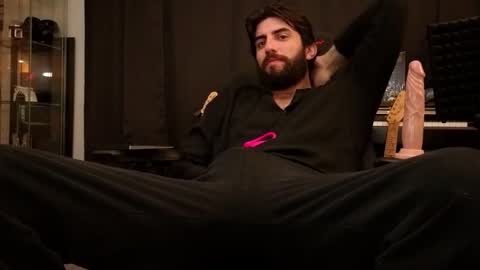 mikehawk1589 online show from March 16, 1:55 am