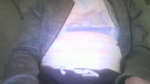 Snapshot of mikehockishuge9 chatting on April 9, 10:37 pm mikehockishuge9 online show from April 9, 10:37 pm