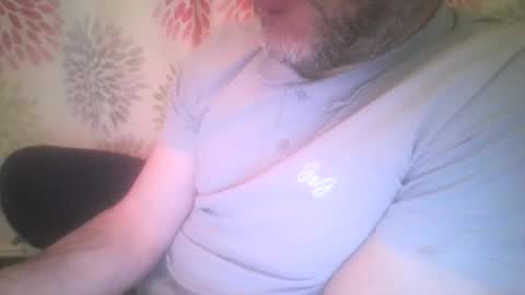 Snapshot of mikehockishuge9 chatting on April 30, 10:03 pm mikehockishuge9 online show from April 30, 10:03 pm