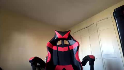mikeiron126150 online show from October 19, 9:37 pm