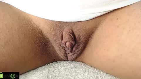 Snapshot of mikell_williams10 chatting on March 21, 11:59 am Mikell Williams online show from March 21, 11:59 am