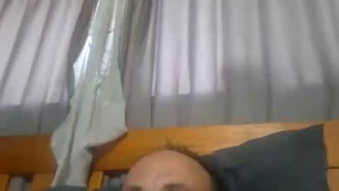 Snapshot of mikeundies chatting on June 29, 2:17 pm mikeundies online show from June 29, 2:17 pm
