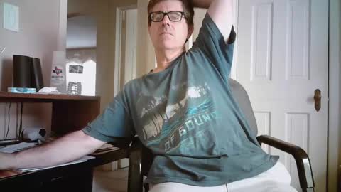 Snapshot of mikewulds chatting on September 9, 6:18 pm Mike online show from September 9, 6:18 pm