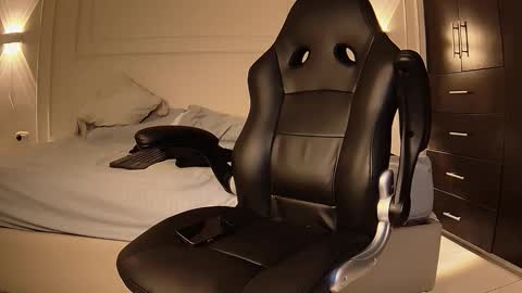 mikey_banji online show from December 13, 7:53 pm