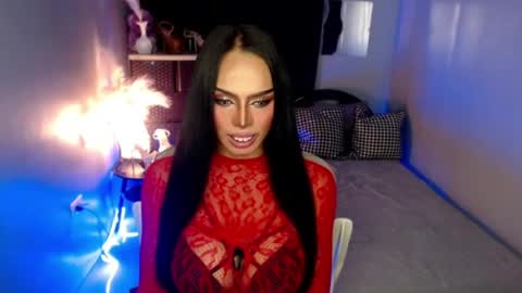 Snapshot of mikeyalawi03 chatting on May 6, 11:37 am Mistress MikeyAlawi online show from May 6, 11:37 am