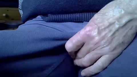 mikeybed online show from December 4, 9:40 am