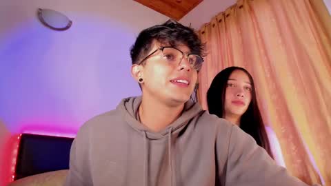 Snapshot of mikeyvioleta chatting on December 12, 5:26 pm VIOLETAMIKE online show from December 12, 5:26 pm