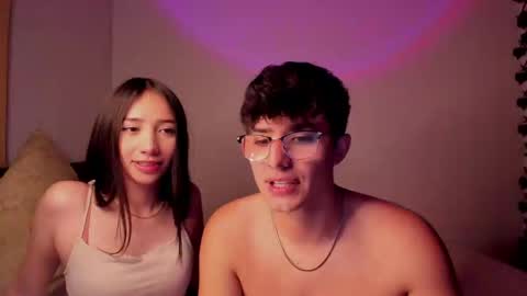 Snapshot of mikeyvioleta chatting on January 14, 5:34 pm VIOLETAMIKE online show from January 14, 5:34 pm