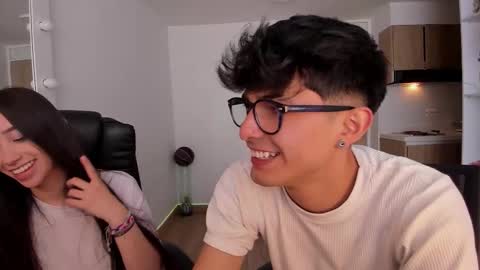 Snapshot of mikeyvioleta chatting on October 12, 6:18 pm VIOLETAMIKE online show from October 12, 6:18 pm