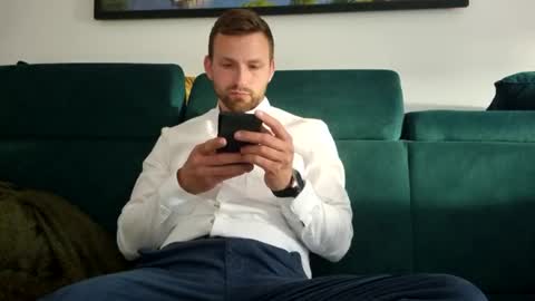 mikhael767676 online show from June 6, 5:17 pm