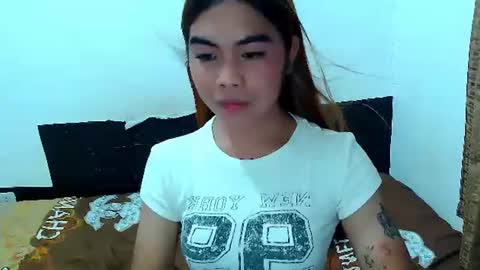 Snapshot of mikhaylaanderson chatting on June 17, 1:30 am Mikhayla online show from June 17, 1:30 am