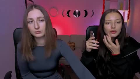 Miki online show from February 3, 6:40 am