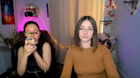 Miki online show from April 16, 5:52 am