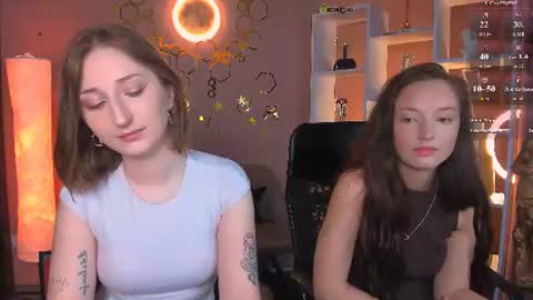 Snapshot of miki_nikki chatting on June 11, 5:38 am Miki online show from June 11, 5:38 am